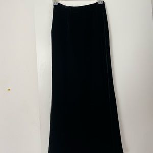 Jones New York Midi Velvet Skirt